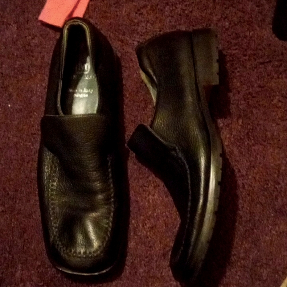 Men's dress shoes size 9.5